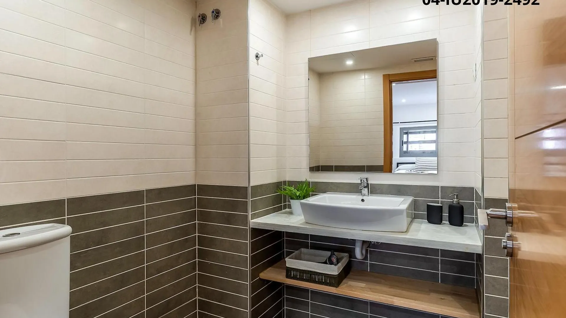 4256 - Ab Les Corts Bi Apartment Barcelona Spain